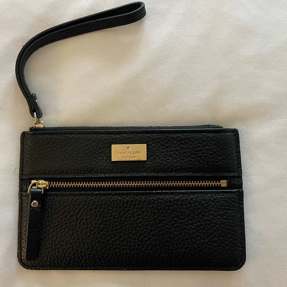 Authentic Kate Spade Leather Wristlet - NWOT